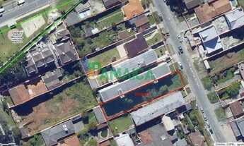 Imagem: Terreno à venda no Bacacheri com 720 m²