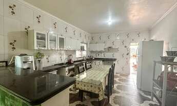 Imagem 5: Sobrado à venda com 270 metros de costrução, com 4 quartos no Setor Jardins Madri - Goiân