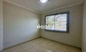 Imagem 14: Casa no condomínio Gavea Hill 1 disponível para venda no bairro Morada da Colina em Uberlâ