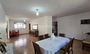 Imagem 6: Imóvel para venda possui 197 metros quadrados com 3 quartos em Jardim América - Goiânia