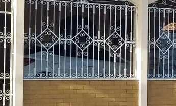 Imagem: VENDO EXCELENTE CASA VINHAIS