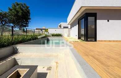 Imagem 4: Portal do Sol Green - Casa de Condomínio 4 quartos, sendo 4 suítes