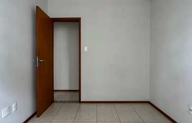 Imagem 5: 2 quartos prático e com vaga no Centro para venda