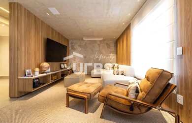 Imagem 3: CHATEAU MARISTA 19º andar Um apartamento mobiliado de alto padrão que une modernidade, so