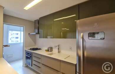 Imagem 7: Apartamento mobiliado e decorado no Centro de Florianópolis