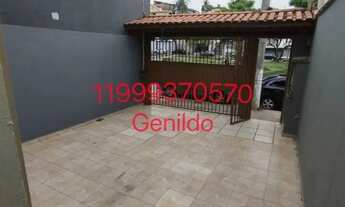 Imagem 2: SOBRADO COM 3 QUARTO SENDO 1 SUITE COM SACADA, 2 VAGAS, QUINTAL, FÁCIL ACESSO AO METRO, FL