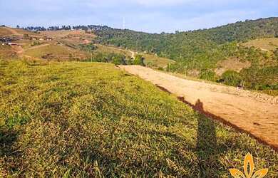 Imagem 2: 85T- LOTES COM ÁREA TRANQUILA E VALORIZADA