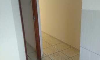 Imagem 6: Apto 02 Qts, térreo, de frente com uma vaga