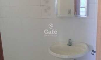 Imagem 6: Apartamento no Centro De 2 Dormitórios, Sala de Estar, Banheiro Social, Cozinha, Área de S