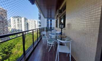 Imagem 3: Apê 4 quartos, 1 suite, 3 vagas, varanda para o Bosque da Barra e Sol da Manhã!!