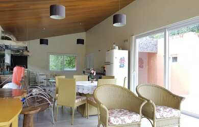 Imagem 5: Casa para aluguel possui 254 metros quadrados com 2 quartos