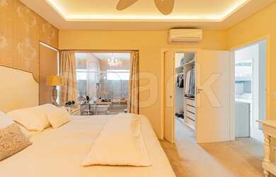 Imagem 7: Casa de condomínio para venda possui 320 metros quadrados com 3 quartos