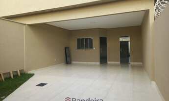 Imagem: Casa com 2 quartos - Bairro Setor Três