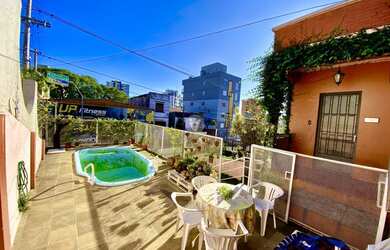 Imagem 3: Casa com pátio e piscina no Centro!!!