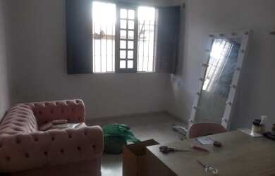 Imagem 6: Casa para venda possui 360 metros quadrados com 4 quartos em Monte Castelo - Fortaleza - C