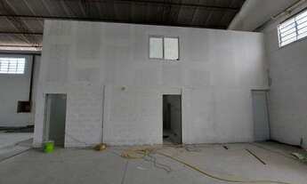 Imagem 3: Galpão/Depósito/Armazém para venda com 287000 metros quadrados com 2 quartos