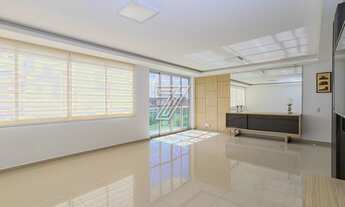 Imagem 3: Apartamento no bairro Água Verde, com 140m², 3 quartos, 1 vaga R$990.000,00