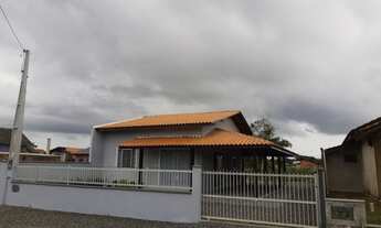 Imagem 2: Casa nova na Praia do Ervino SFS