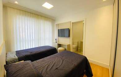 Imagem 4: Linda vista mar. Mobiliado e decorada! Há 50 metros do mar