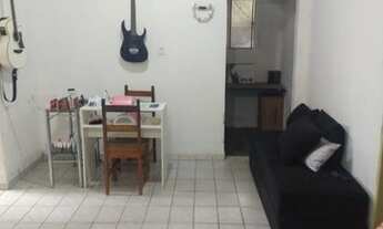 Imagem 6: Casa térreo + casa segundo pavto + 2 lojas na frente