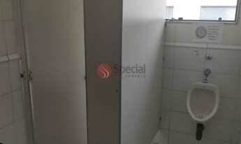 Imagem 7: Prédio comercial na Vila Carrão