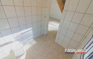 Imagem 7: Sobrado com 3 quartos para alugar por R$ 1350.00, 90.00 m2 - SANTA CANDIDA - CURITIBA/PR