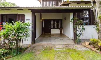 Imagem 2: Casa com 4 dormitórios à venda na Ponta das Canas - Florianópolis/SC