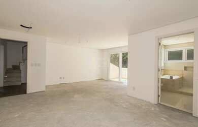 Imagem 4: CASA COM 4 SUITES, 3 VAGAS DE GARAGEM, BAIRRO IPANEMA, PORTO ALEGRE, RS