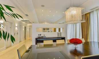 Imagem 7: Cabral - Cobertura de Luxo - 4 Suítes - 5 Vagas - San Remo