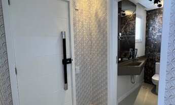 Imagem 4: Cobertura com piscina privativa e vista mar localizada no bairro Estreito