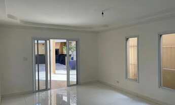 Imagem 4: Casa 04 dormitórios com piscina e churrasqqueira