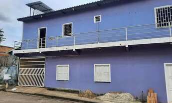 Imagem 2: Casa em baixo mas 2 apartamentos em cima e um ponto na frente