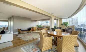 Imagem 7: Cobertura duplex para venda tem 315 metros quadrados com 3 quartos