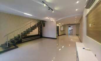 Imagem 5: ALUGO LINDA CASA DUPLEX NO PQ DAS LARANJEIRAS