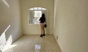 Imagem 5: CASA TÉRREA À VENDA! 222M² DE TERRENO! COM EDÍCULA! COM QUINTAL! COM CHURRASQUEIRA! ESTUDA