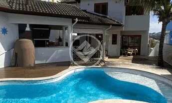 Imagem: Casa em condomínio, 03 quartos, 01 suíte