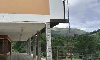 Imagem 2: Casa tipo sítio local nobre no Samambaia com muita área verde