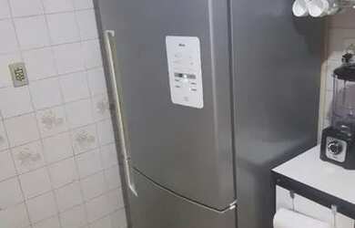 Imagem 4: Envelopamento de Geladeira