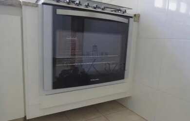 Imagem 6: Casa de condomínio para aluguel possui 296 metros quadrados com 4 quartos