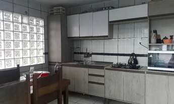 Imagem 3: Casa para venda possui 98 metros quadrados com 3 quartos em Cambuí - Campinas - São Paulo