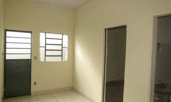 Imagem 2: Casa com 2 dormitórios para alugar em Belo Horizonte