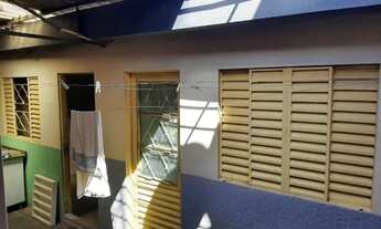 Imagem: CASA COM DOIS QUARTOS NO BAIRRO DA GUANABARA