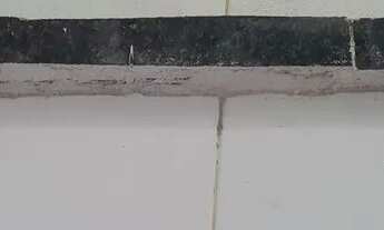 Imagem 5: Alugo kitinet na penha com 2 ambientes 800 reais não paga água e nem luz longe de favela