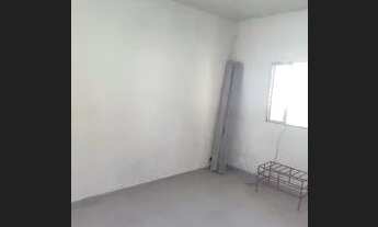 Imagem 2: CASA NO QUARENTENÁRIO SÃO<br>1 QUARTO COZINHA BANHEIRO ÁREA DE SERVIÇO