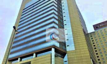 Imagem 4: Sala comercial mobiliada de 430,00 m² com 14 vagas de garagem, piso elevado com carpete, f