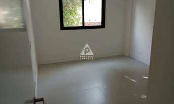 Imagem 5: Excelente Apartamento Composto:Sala Ampla,03 Quartos,01 Suíte,03 Banheiros, 01 Vaga na Esc