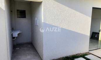 Imagem 4: Sobrados a poucos passos da areia, à venda, Nereidas, Guaratuba, PR