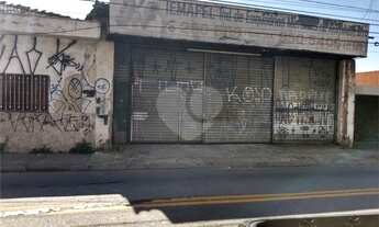 Imagem: Galpão com 3 quartos à venda em Vila Isolina