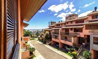 Imagem: Sobrado para venda tem 285 metros quadrados