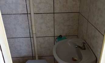 Imagem 4: Alugo Quitinete Quarto, cozinha, banheiro e área de serviço Campo Grande